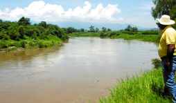 En La Lima piden a las autoridades limpieza del Canal Maya