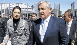 Otto Pérez pide al Ejército cooperar contra el narcotrafico