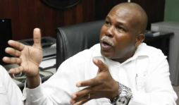 Destituyen a Bernard Martínez de Ministerio de Cultura