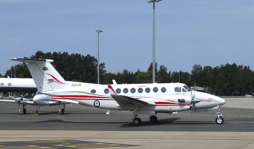 Roban avión que venía a Roatán