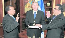 Arturo Corrales nuevo Canciller de Honduras