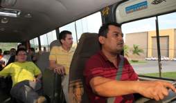 Milton Flores, esclavo de la hemodiálisis y las cicatrices en su piel