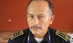 Simeón Flores alegre porque al fin ven el problema