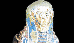 Momia sufrió de cáncer de próstata