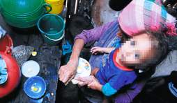 En Yarula, La Paz, hambre y miseria devoran los sueños