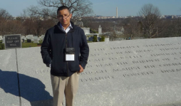 Joven hondureño en asunción de Obama