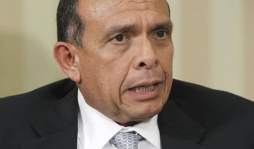 'Juan Orlando es Juan Orlando y Pepe Lobo es Pepe Lobo”