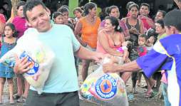 Rina se convierte en huracán frente a costas de Honduras