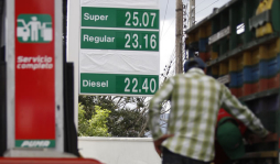 Precios de combustibles se acercan a los L100