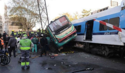 Once muertos y 162 heridos en accidente ferroviario en Argentina