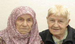 Hermanas se encuentran después de 72 años
