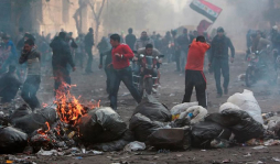 Despliegan al Ejército egipcio por protestas