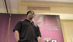 Pasó de pandillero a gurú de Internet