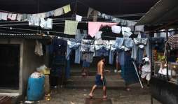 Reos: 'Si nuevo penal es de furgones, solo muertos nos trasladan”