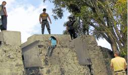 Cultivan semilleros de futuros guardianes en Honduras