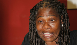 'Hay maestros sin cumplir su función”: Sara Doris Sambulá