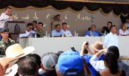 Lobo admite que hay nidos de corrupción en Gobierno