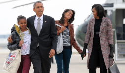 Indocumentados celebran reelección de Obama