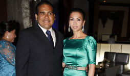 Aplausos a la distinción