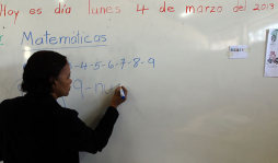 Docentes de Honduras se declaran en calamidad