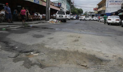 Alcantarillado obsoleto en colonia El Carmen
