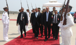 Lobo y otros presidentes llegan a Venezuela para la investidura de Maduro