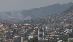 Están activos cuatro incendios forestales