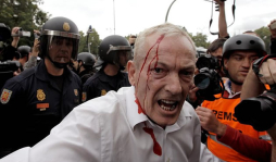 Españoles se toman calles en protesta por austeridad