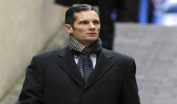 Solicitan retirar pasaporte al yerno del rey de España