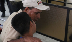 Cinco niños quemados por cohetes en Navidad