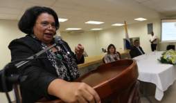 Unah no hizo convocatoria