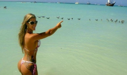 Abogada despedida por vídeo se niega a posar desnuda