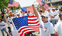 Senado de Illinois aprueba licencias para ilegales