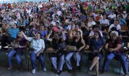 En vigor decreto para despedir a maestros