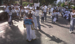 Marchan para pedir paz en La Ceiba