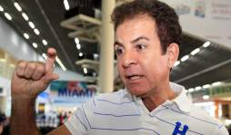 '¡Uy, qué sensibles los diputados!”: Salvador Nasralla