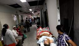 Colegio Médico decide seguir en huelga