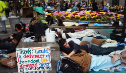 Detiene a 80 personas en protestas de Wall Street