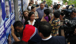 Malestar por retraso en apertura en centros de votación en San Pedro Sula