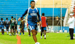 Jaime Rosales: 'Al Olimpia hay que quitarle la pelota”