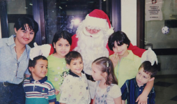 Hondureño Julio 'Yuyuga”, el hombre de los mil trabajos