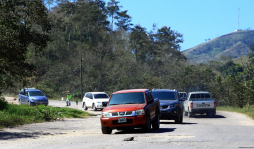 L20 millones mensuales pierde turismo por pésima carretera