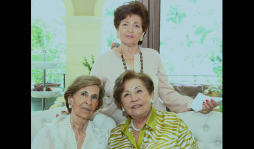 Doble cita católica