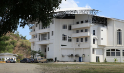 Misael Argeñal sale de Honduras por ayuno y oración