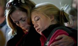 El mundo lamenta masacre en escuela primaria Sandy Hook