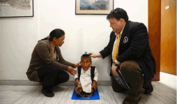 El hombre más pequeño del mundo