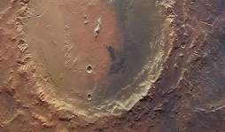 Imágenes de un cráter de Marte cuando había agua