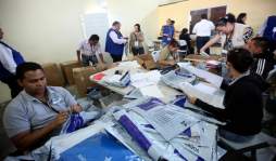 TSE sin dinero para pagar a empleados