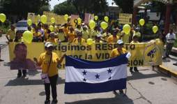 Comunicadores de Honduras se unen para pedir paz