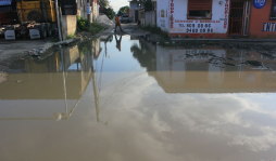 Alcalde de San Pedro Sula incumple a vecinos de la colonia Guillén